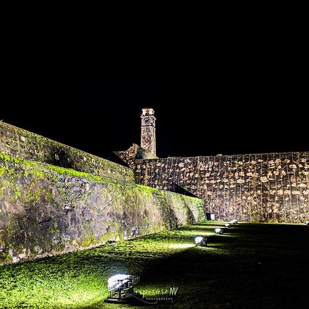 Southern Comforts - Galle Fort Екстериор снимка