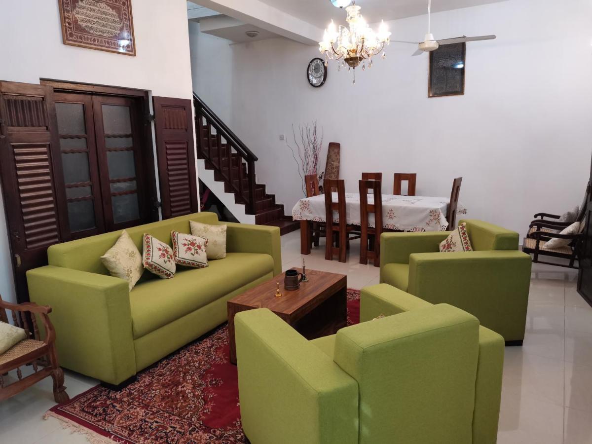 Southern Comforts - Galle Fort Екстериор снимка