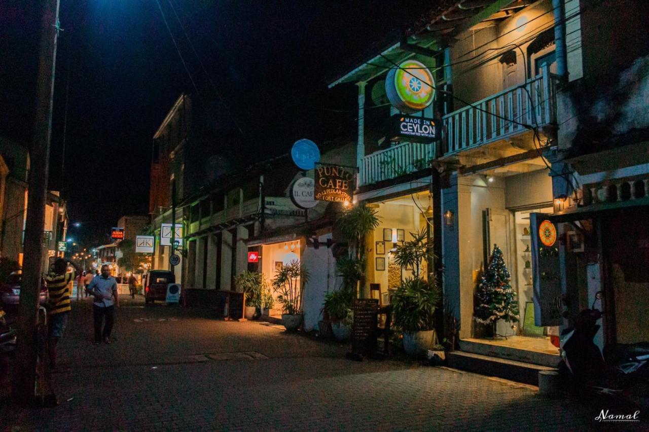 Southern Comforts - Galle Fort Екстериор снимка
