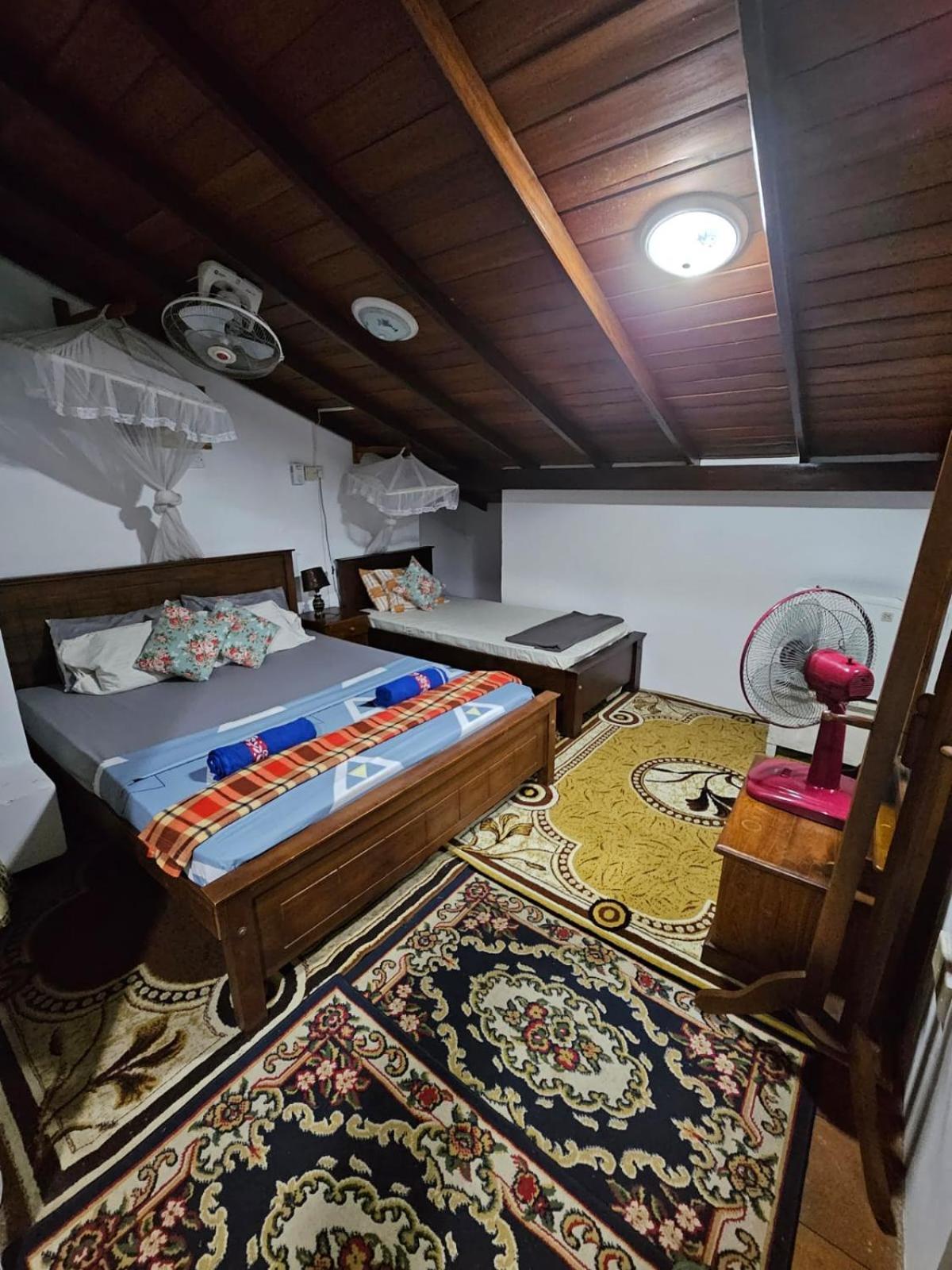 Southern Comforts - Galle Fort Екстериор снимка