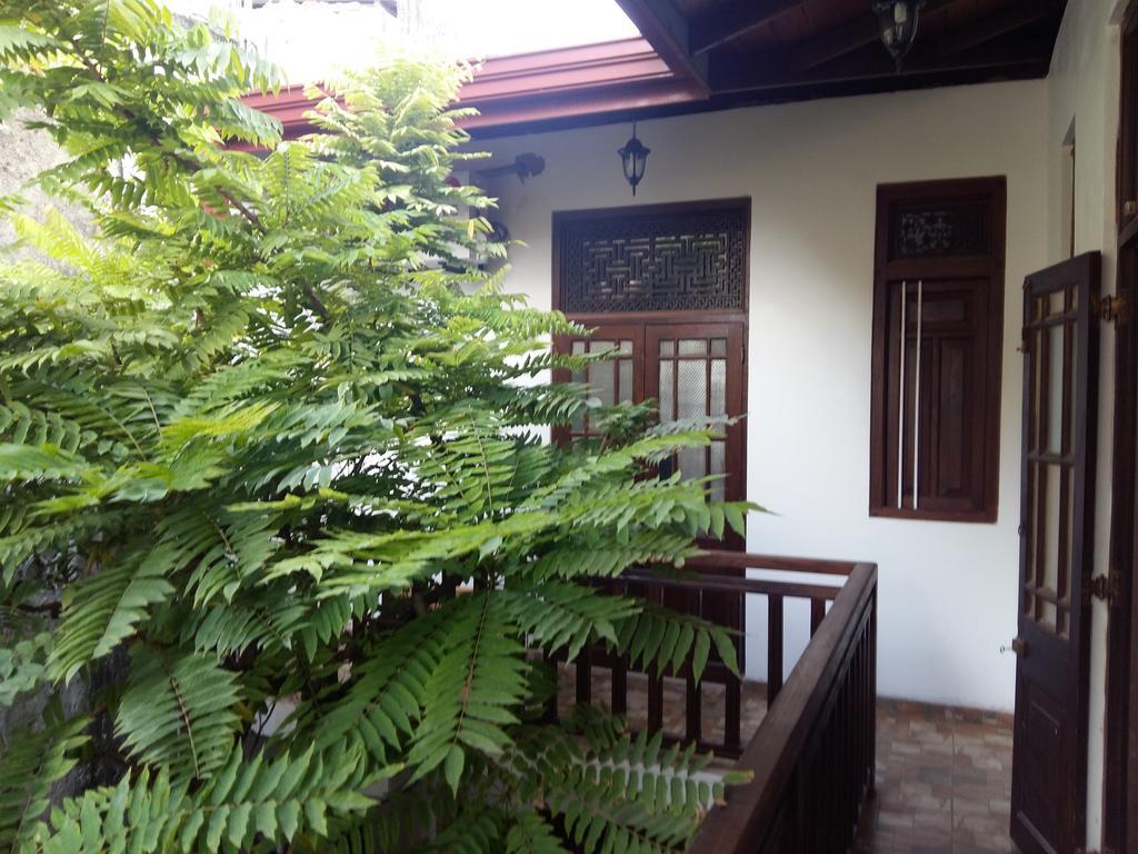 Southern Comforts - Galle Fort Екстериор снимка