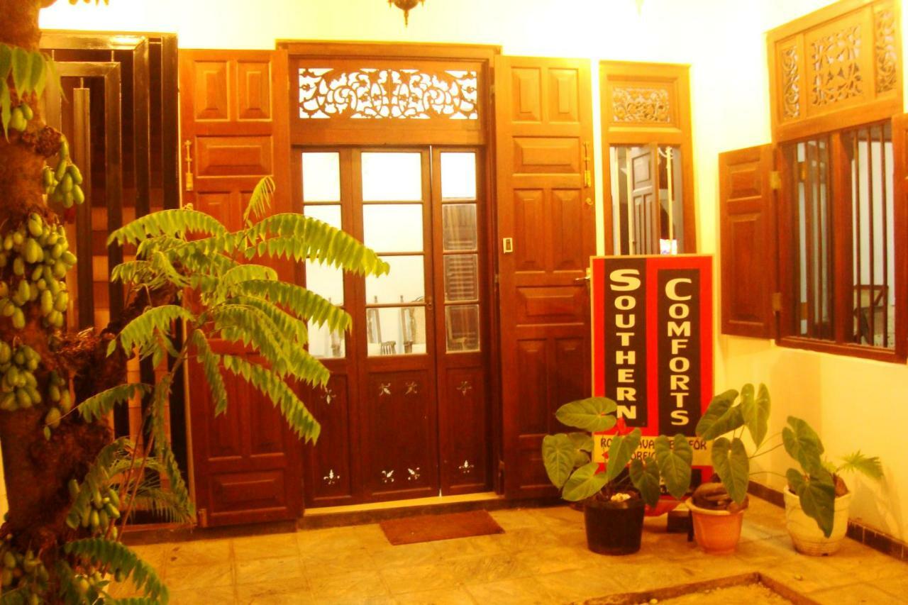 Southern Comforts - Galle Fort Екстериор снимка